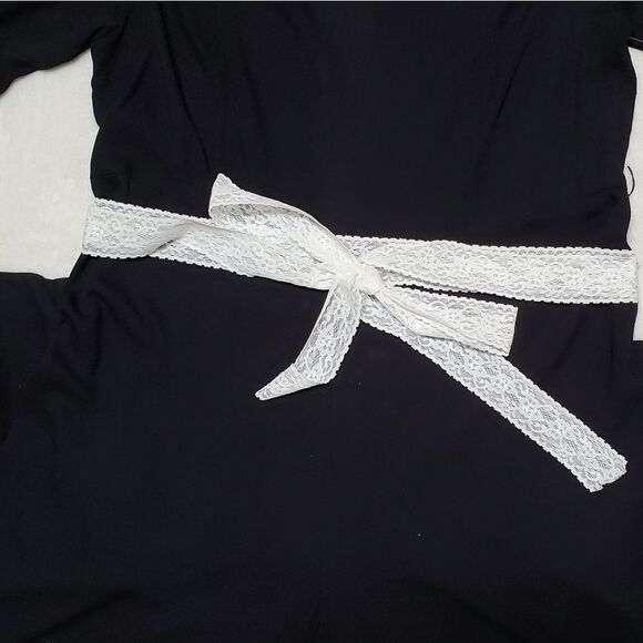 JUSTFAB Black Cold Shoulder Wide Leg Lace Belted Halter Plus Size Jumpsuit 1X - Picture 4 of 13